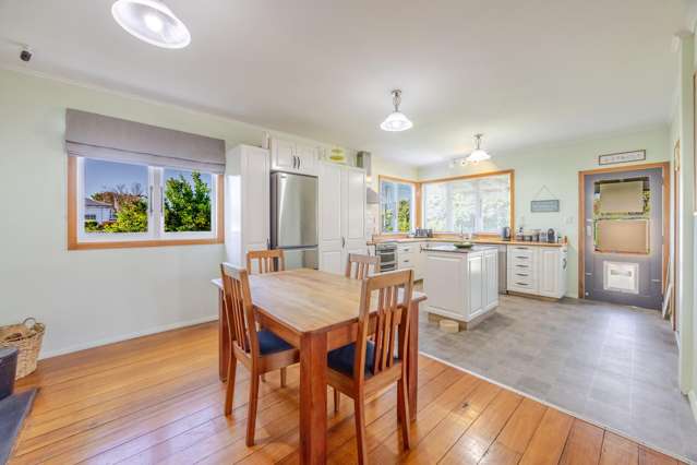 23 Victoria Street Waipawa_4