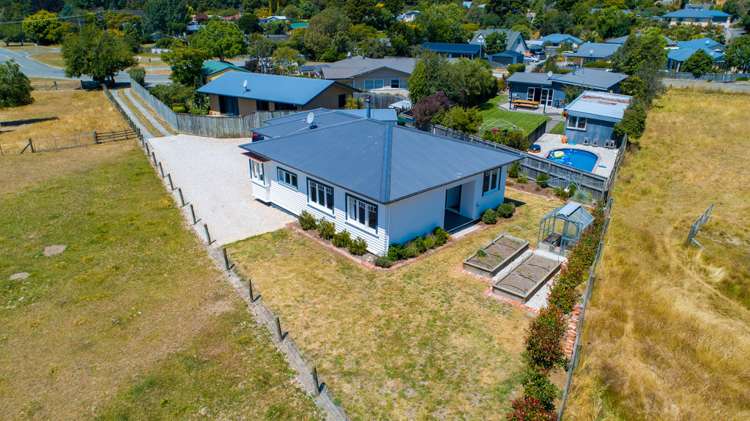 28 Eighty Eight Valley Road Wakefield_4