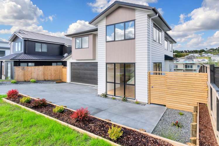 92 Colonial Drive Silverdale_2