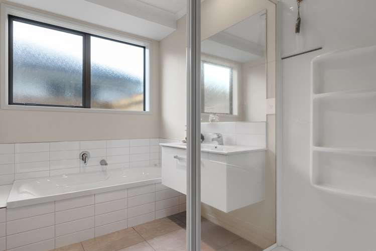 24 North Bay Road Pyes Pa_14