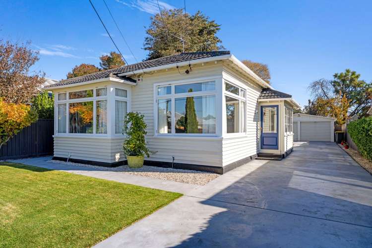 35 Cleveland Street Edgeware_24