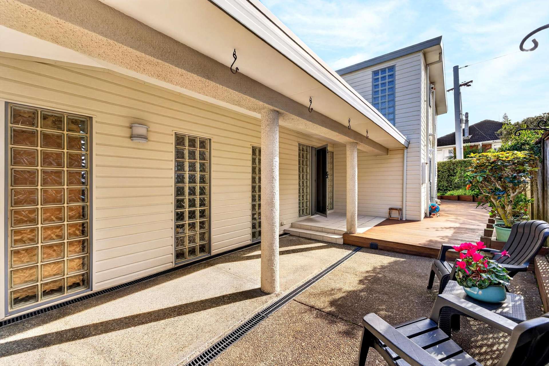 2/51 Merani Street Belmont_0