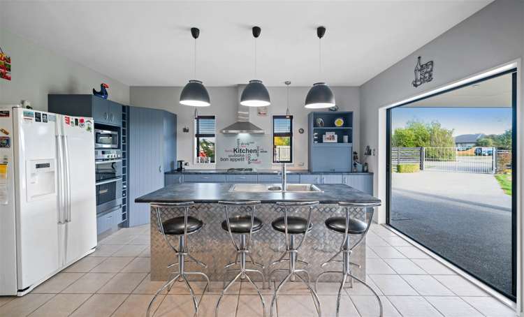 14 Ellington Mews Rolleston_2