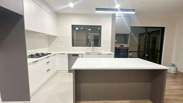 18 Frazen Avenue Papakura_2