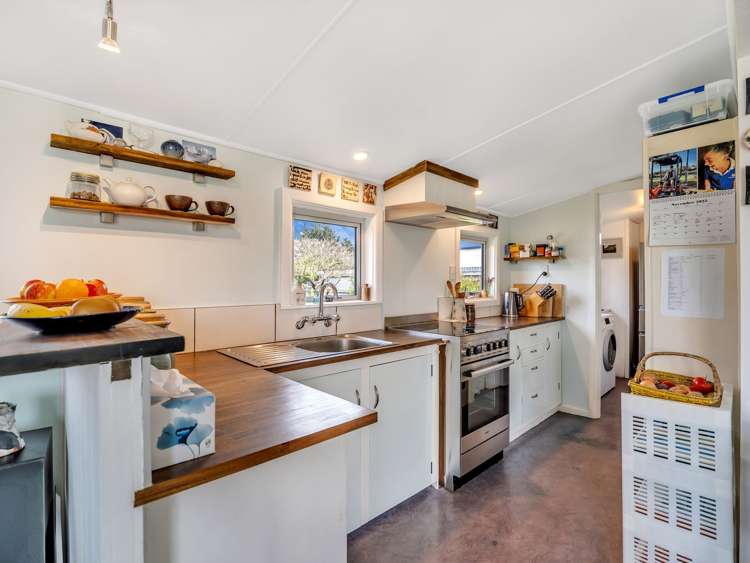 13 Kakanui Road Kakanui_11