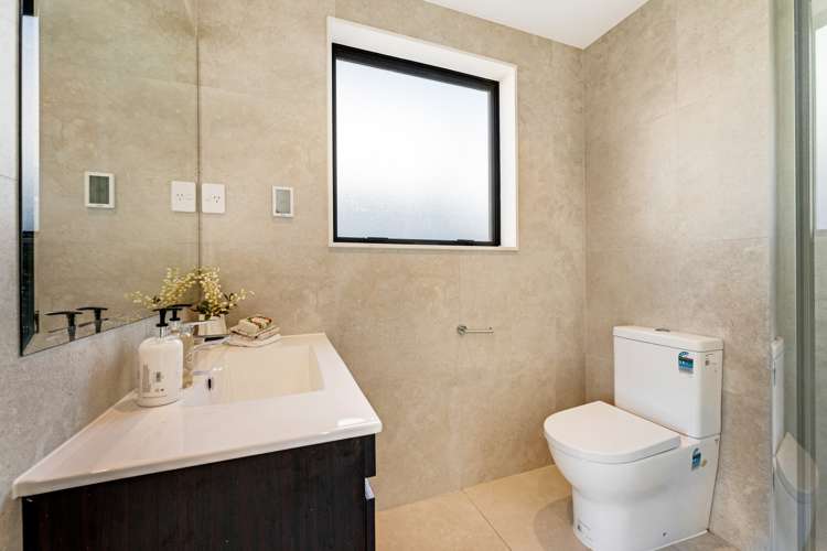 22 Cassidy Drive Orewa_16