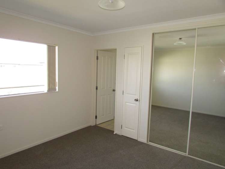 14 Rene Way Huntington_7