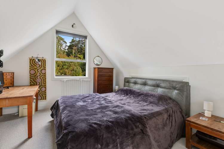 14 Hobbs Road Matakatia Bay_16