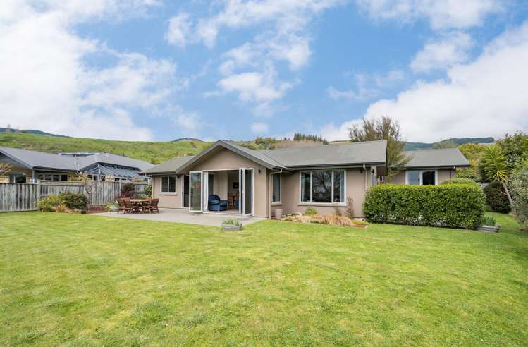 4 Romney Close Richmond_22