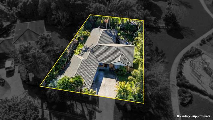 71 Regency Park Drive Gulf Harbour_23