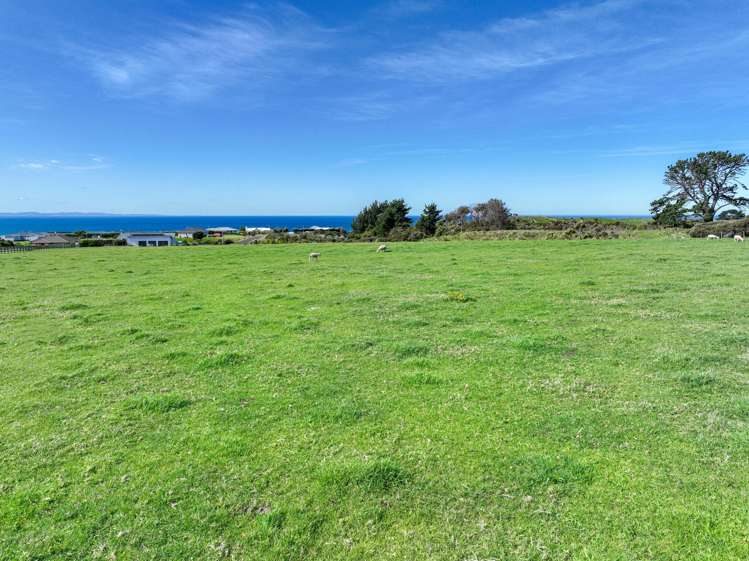 Lots 100 and 201 Waihinahina Way Māhia_10