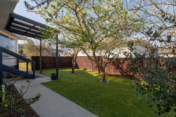 42 Roger Street Pukehangi_12