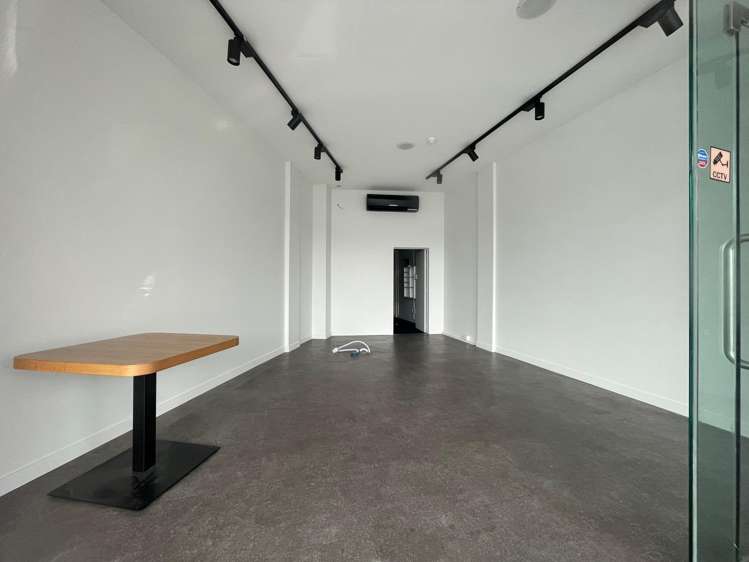 270 Broadway Newmarket_2