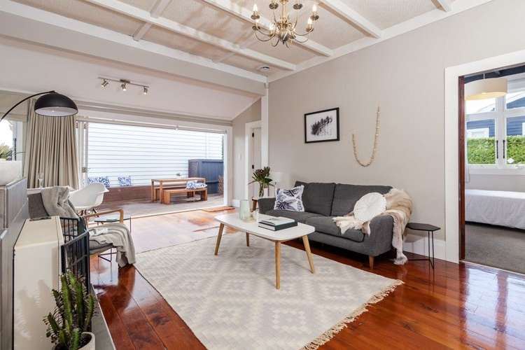 5 Harbutt Avenue Mount Albert_5