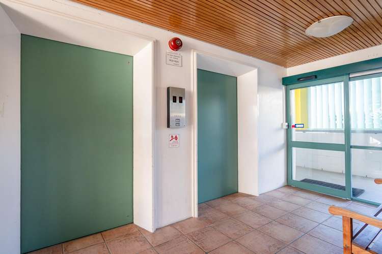 7A/19 Maida Vale Road Roseneath_30