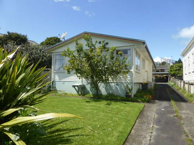 71 Commercial Road Helensville_1