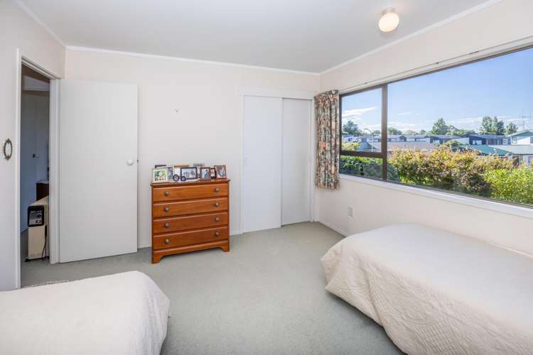 28 Gilbass Avenue Hamilton Lake_19