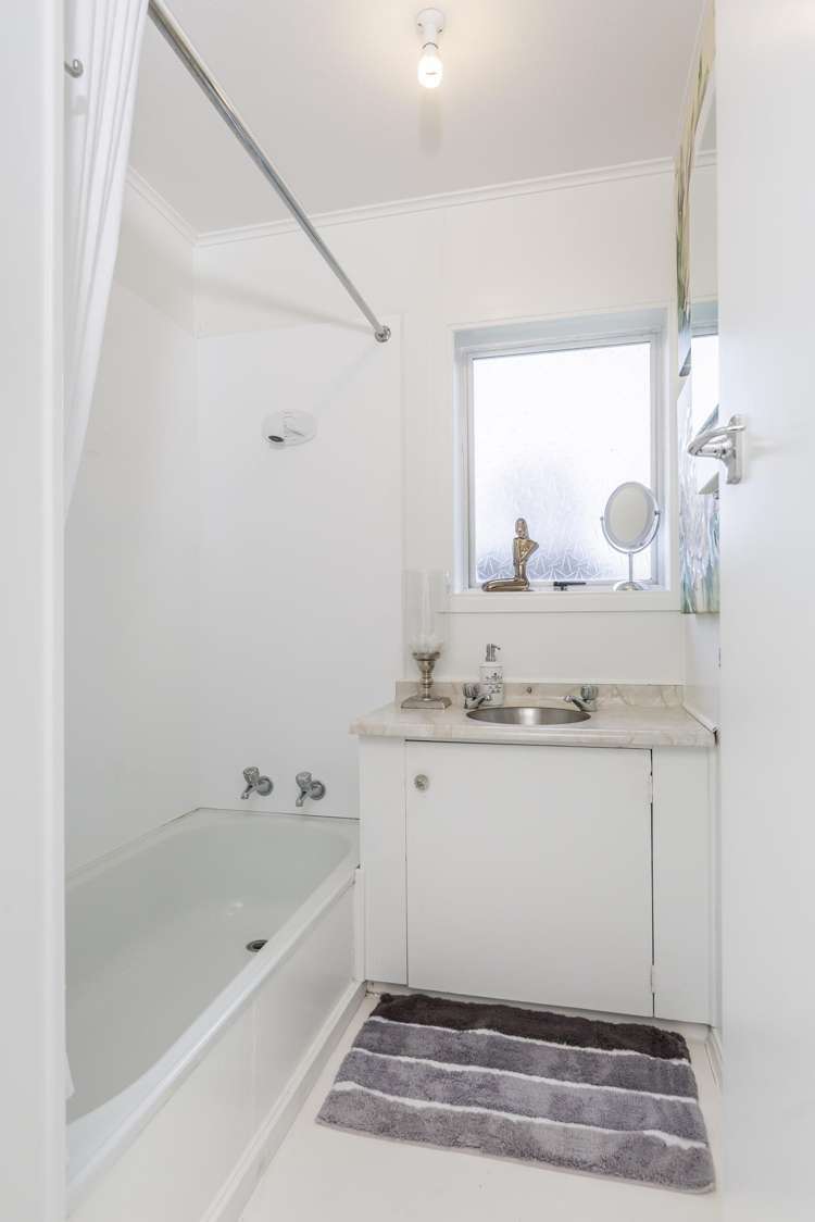 1 Coronation Street Wellsford_10