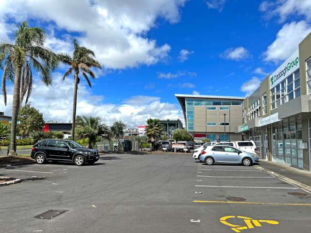 2/8 Laidlaw Way Botany South_1