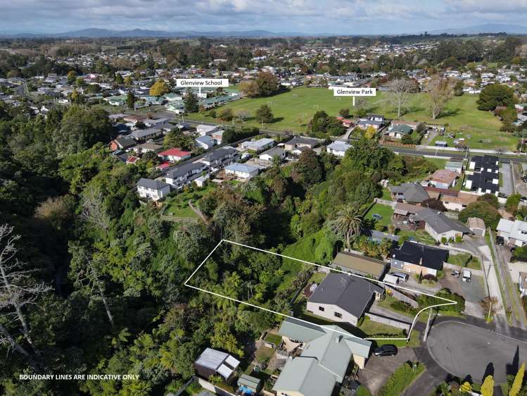 50 Tomin Road Glenview_24