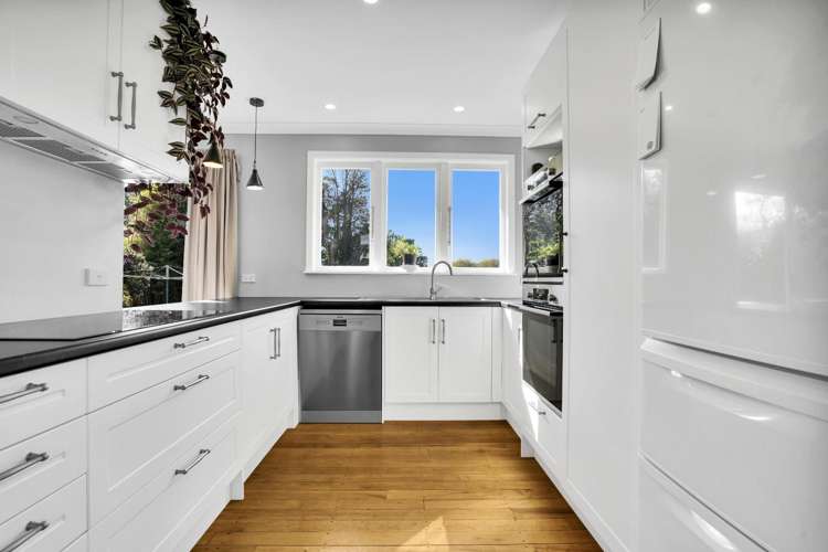 372 Ulster Street 3283_8