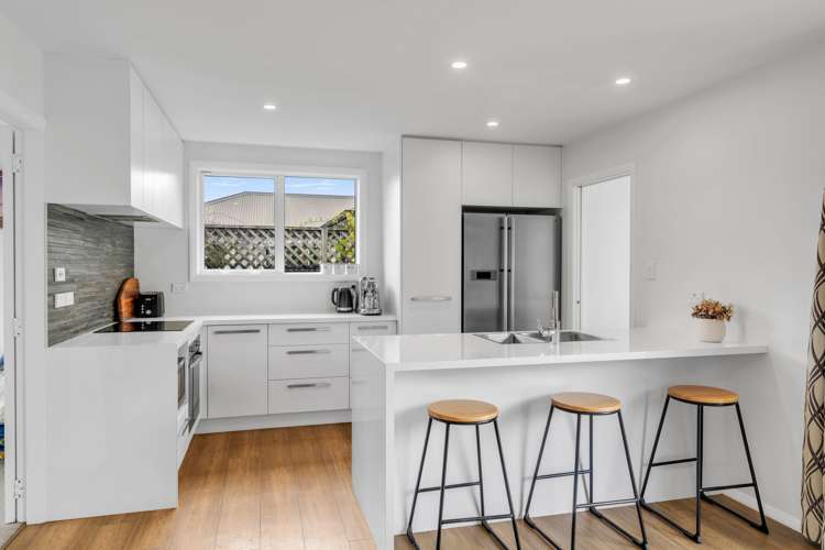 1/14 Donegal Street_3