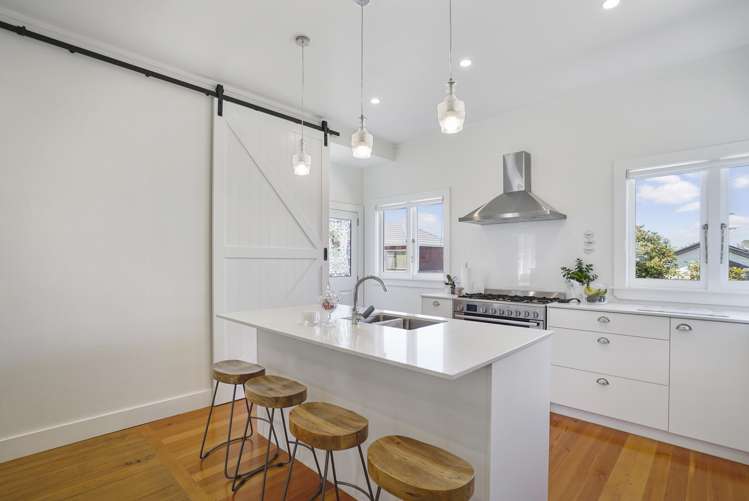 104 Owairaka Avenue Mount Albert_4