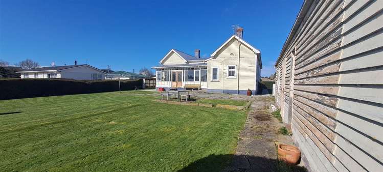 29 Oxford Street Gore Surrounds_23