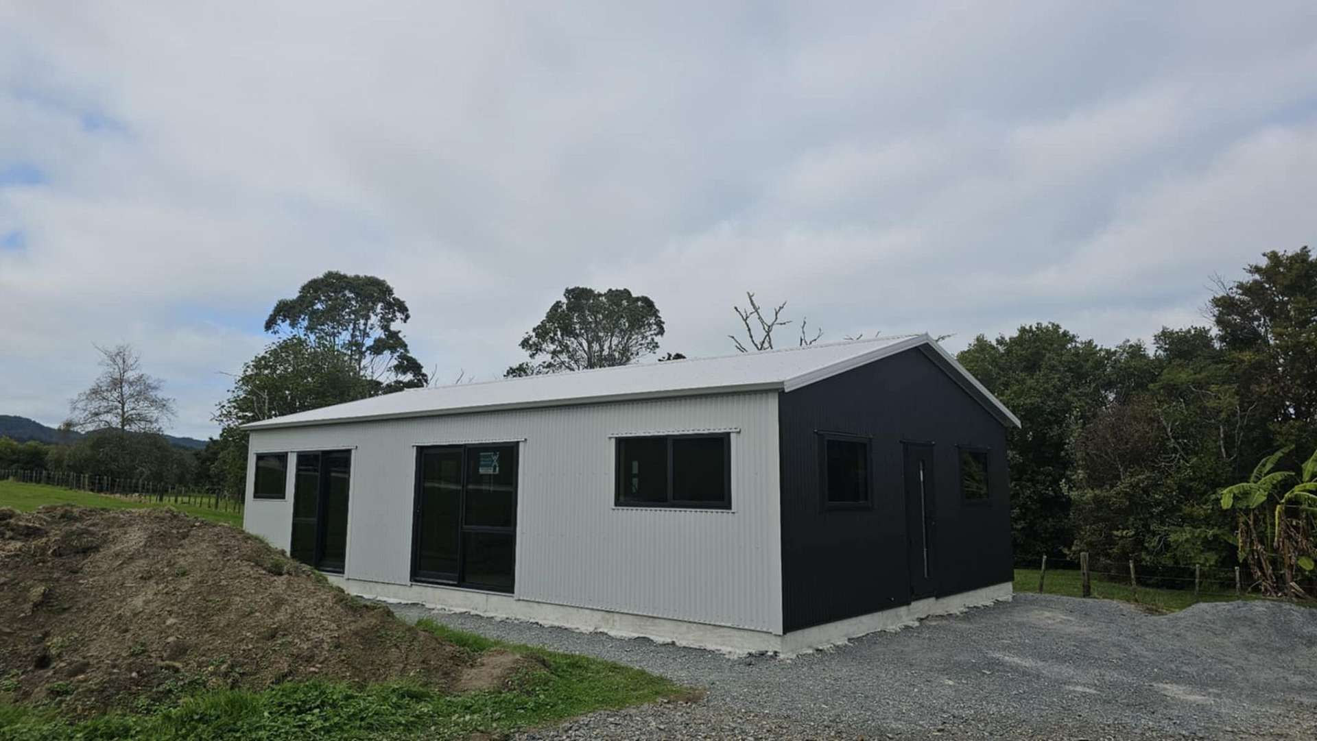 Address withheld Parahaki_0