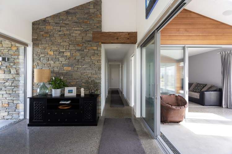 876a Beach Road Kakanui_13