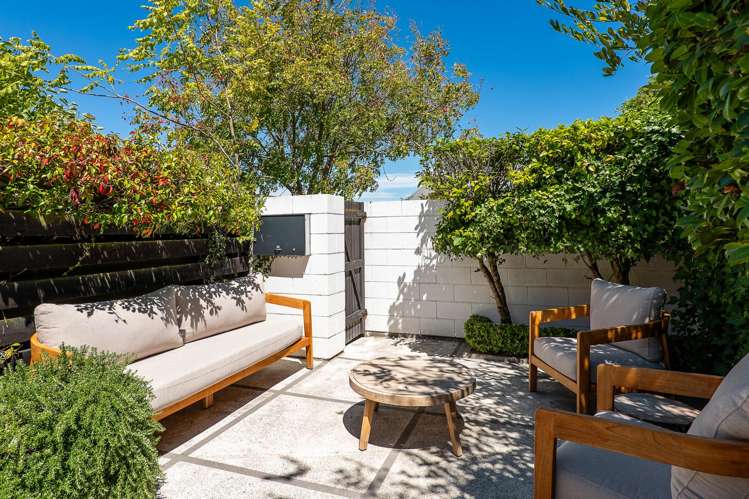 108 Winchester Street Merivale_1