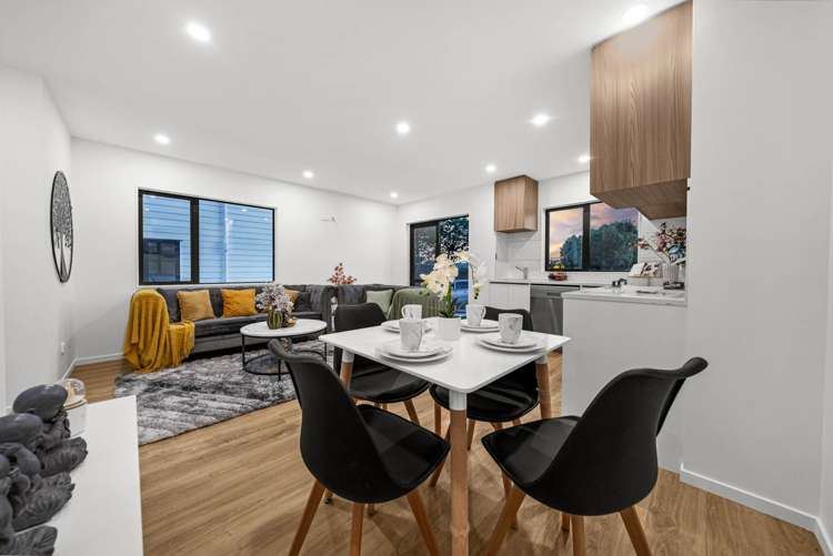 22A Miriam Corban Heights Henderson Heights_21