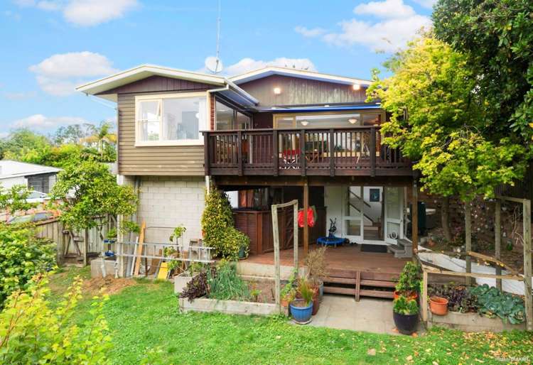 11 Onewa Road Northcote_10