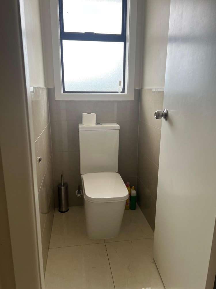 17 Bradbury Road Botany Downs_16