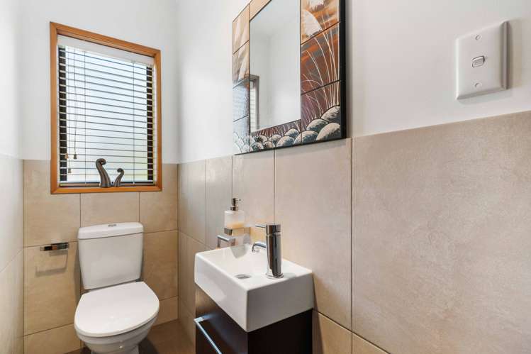 98 Bleakhouse Road Howick_27