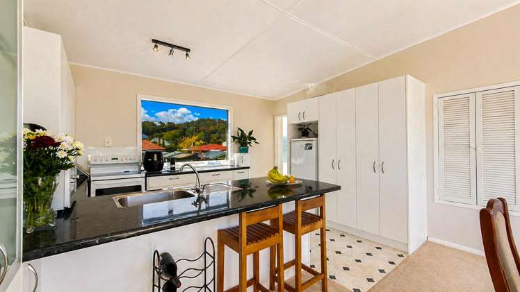 112 Kuranui Street_5