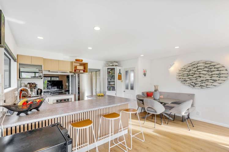 1/369 Whangaparaoa Road_1