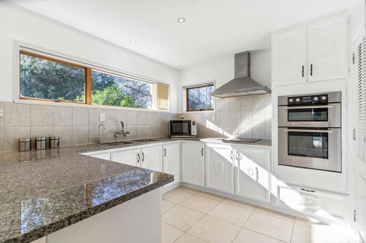 9 Prestwick Place Wattle Downs_6