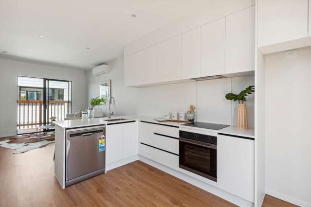 4/12 Woodhouse Place West Harbour_2