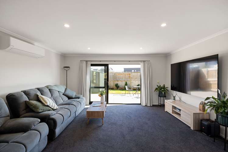 69 Waireka Road Rototuna North_14