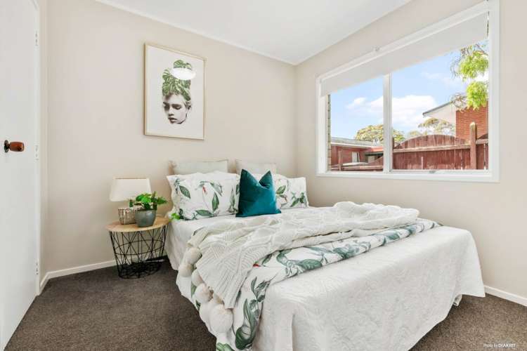 2/5 Ballater Place Highland Park_9