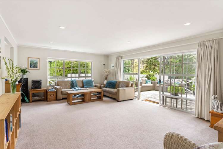 6 Greenwoods Close Titirangi_8