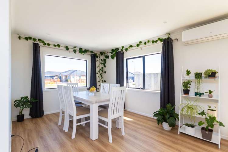 12 Corsica Court Fitzherbert_8