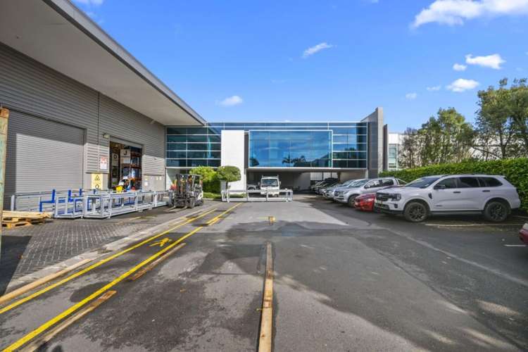 124 Bush Road Albany_6