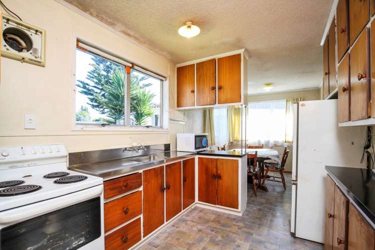 41 Sunlands Drive Manurewa_9