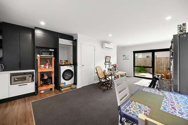 7/12 Charlemont Street Whitiora_4