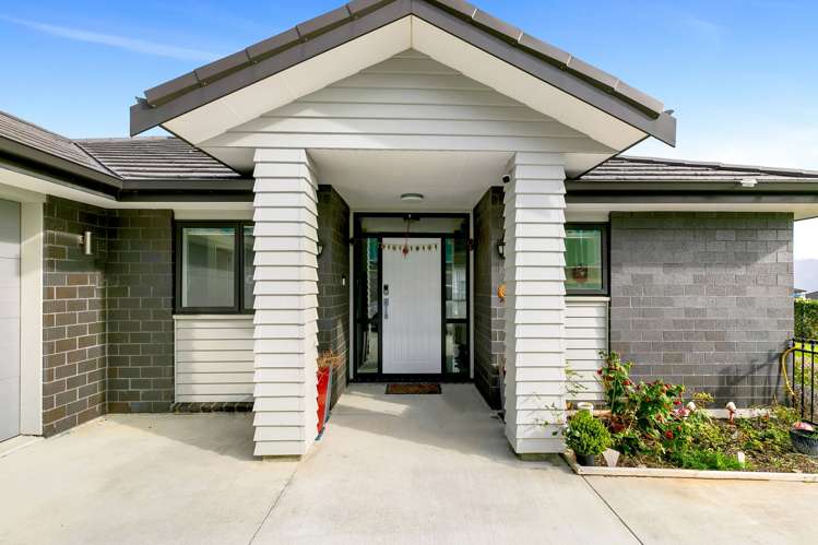 117 Queen Charlotte Drive Aotea_22