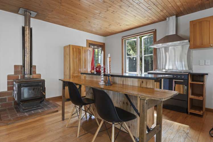 33d Landing Road Titirangi_12