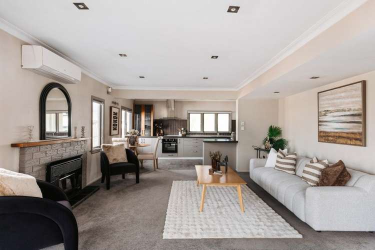 16a Emmett Street Greerton_9