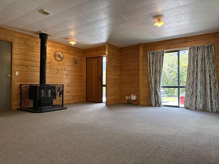 14 Kamahi Crescent Franz Josef_7